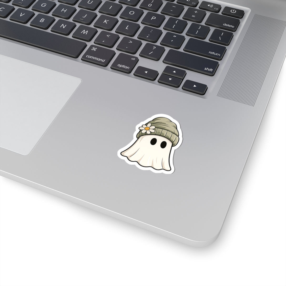 Cute Ghost Sticker — Daisy Beanie Ghost Kiss-Cut Vinyl Sticker (Halloween, Laptops & Water Bottles)